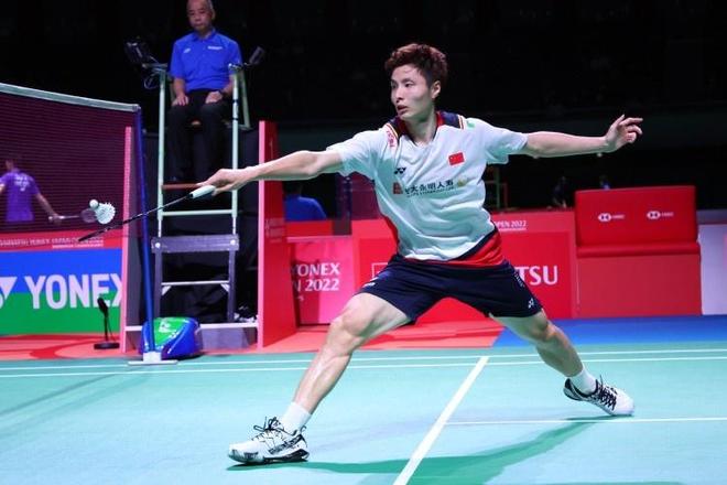 媒体上引发 媒体上引发