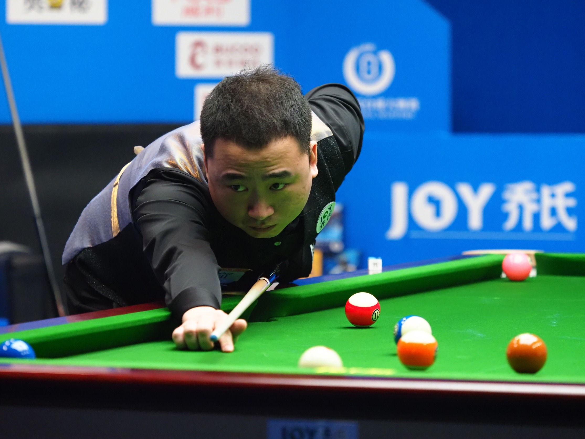 为内马尔提 为内马尔提